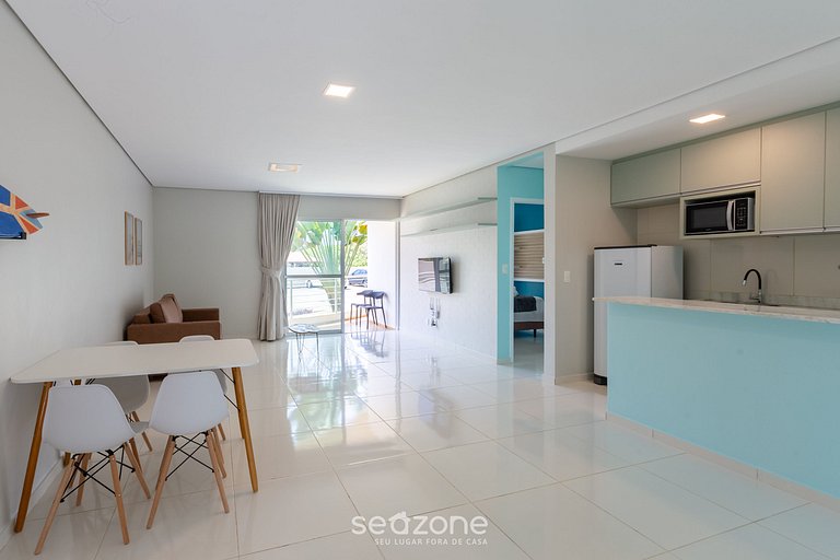 Ap em Cond. c/ Piscina a 1 Quadra do Praia KVI0103