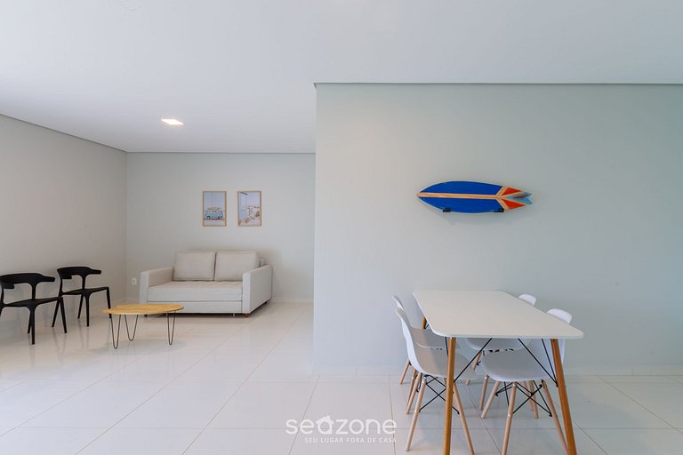 Apt a 1 Quadra da Praia em cond c/ Piscina KVI0106