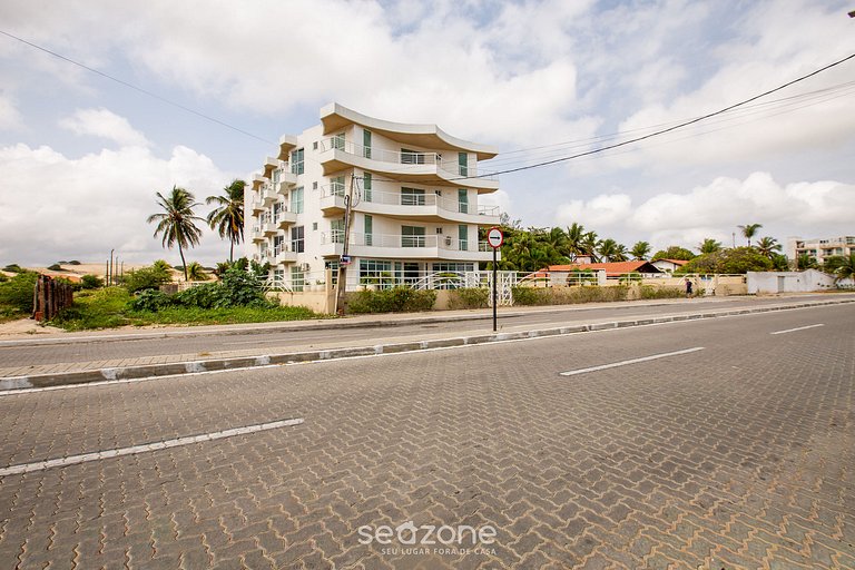 Ap em Cond. c/ Piscina a 1 Quadra da Praia KVI0203