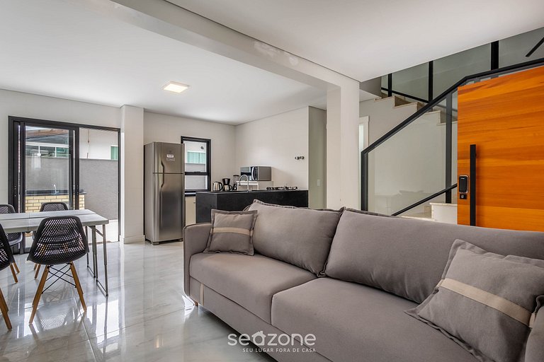 Casa c/ terraza y parrilla a 850 m del mar JSF0748