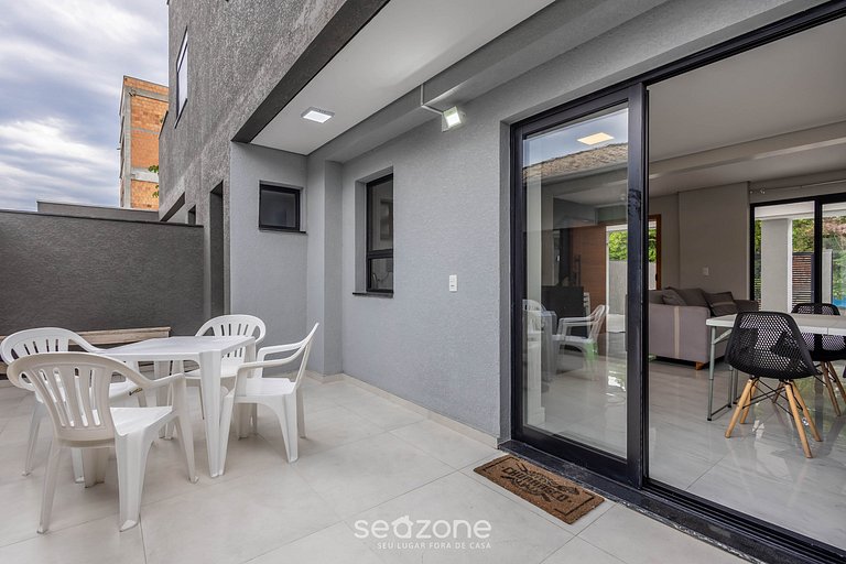 Casa c/ terraza y parrilla a 850 m del mar JSF0748