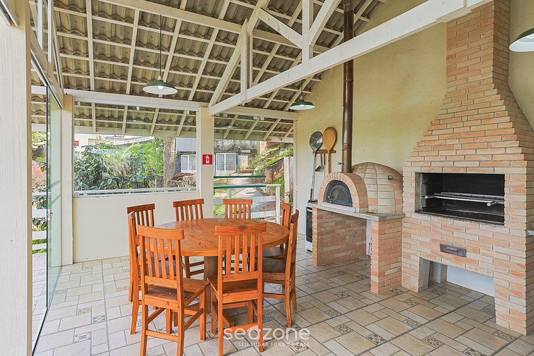 Apto 2 Quartos em Campos do Jordão LVR0412