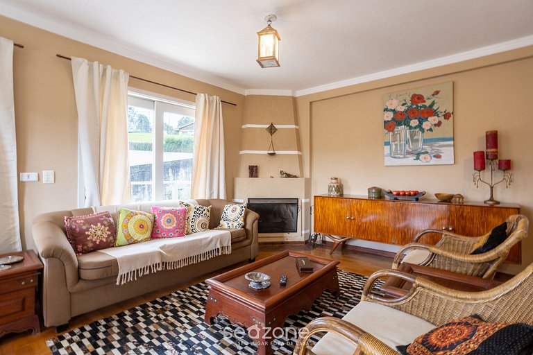 Apto de 2 Dormitorios en Campos do Jordão LVR0412