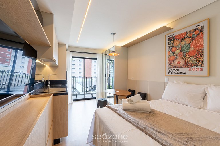 Studio moderno con balcón en Curitiba - EBI0304
