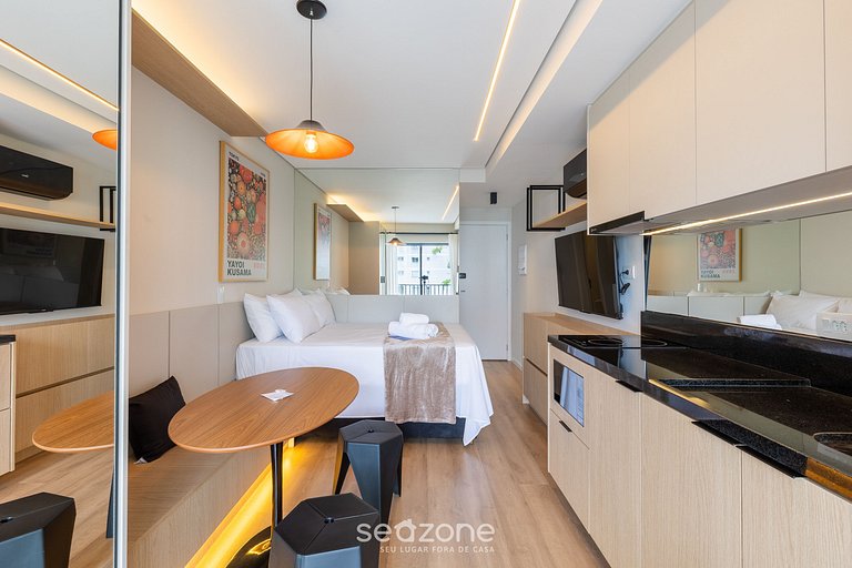 Studio moderno con balcón en Curitiba - EBI0304