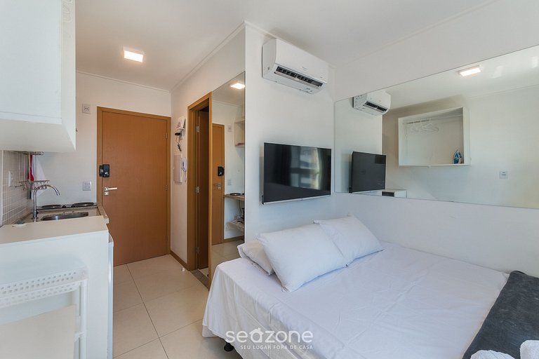 Studio c/ vista parcial mar, 160m da Praia SAA0323