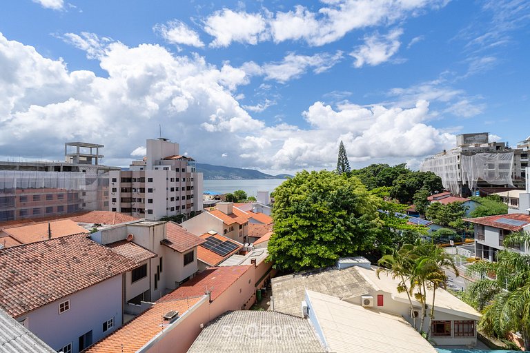 Casa c/ Jacuzzi e Churrasqueira, Coqueiros MTT0402