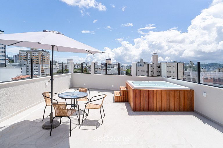 Casa c/ Jacuzzi e Churrasqueira, Coqueiros MTT0402