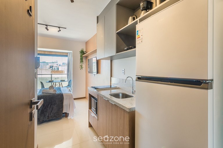 Estudio en Edificio con Piscina JDN0208