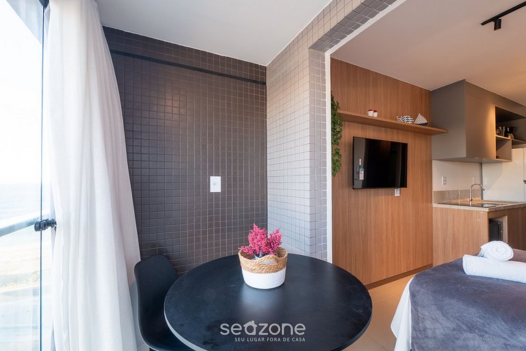 Studio c/ varanda e vista à beira-mar JDN0516