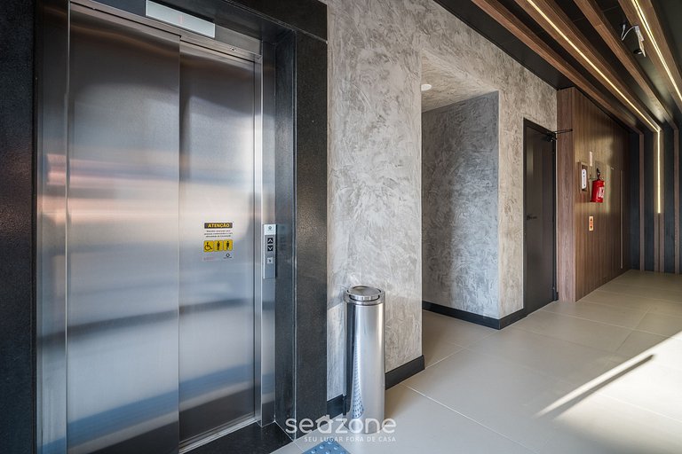 Estudio en edf. c/ piscina, 550m del mar LDU0202