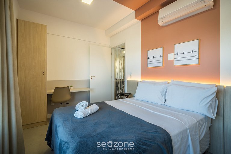 Apto c/ Churrasq. em Cond. c/ Piscina EVH0609