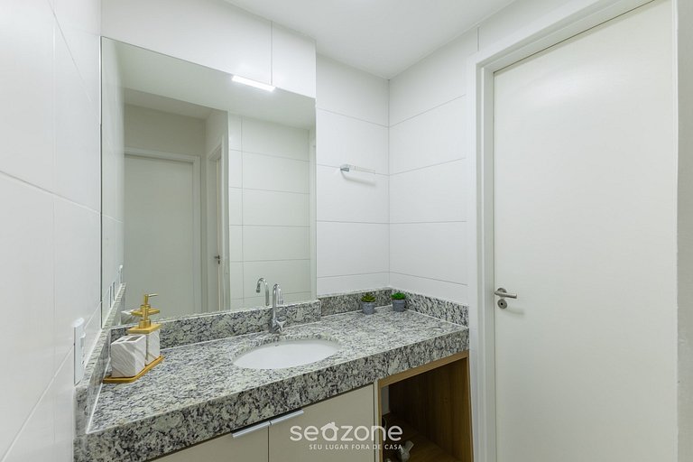 Apto vista parcial al mar 80 m de la playa CPK0406