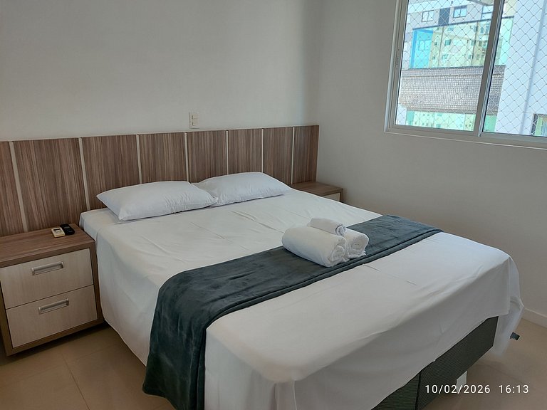 Apto 2 suites y Parrilla 550 m de la Playa EBF0702