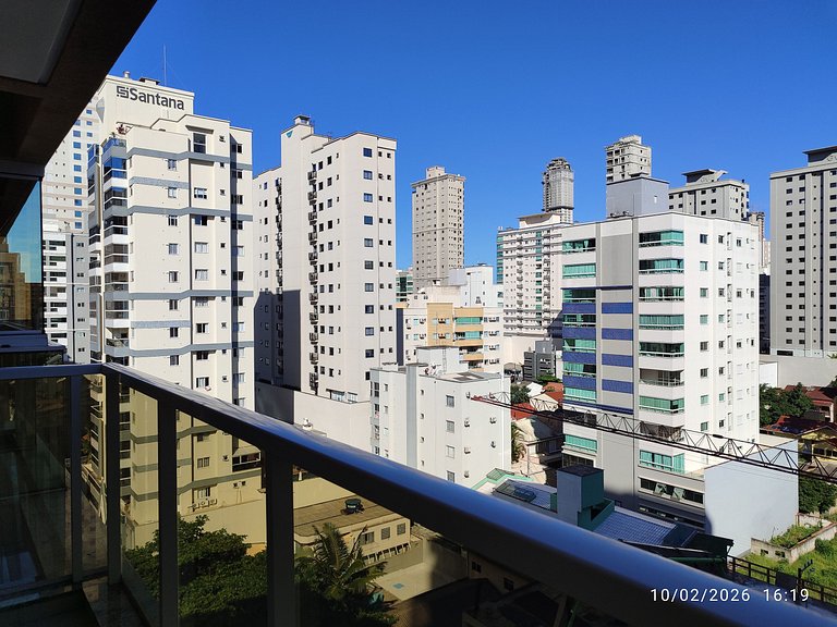 Apto 2 suites y Parrilla 550 m de la Playa EBF0702