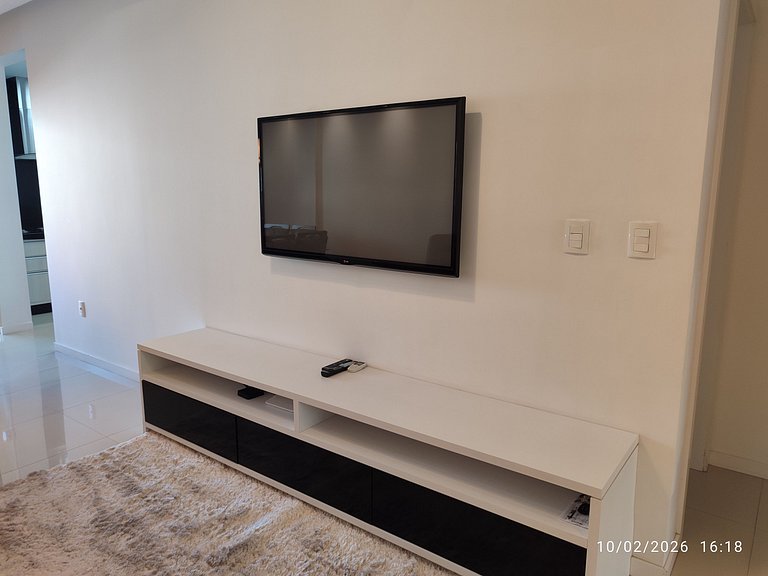 Apto 2 suites y Parrilla 550 m de la Playa EBF0702