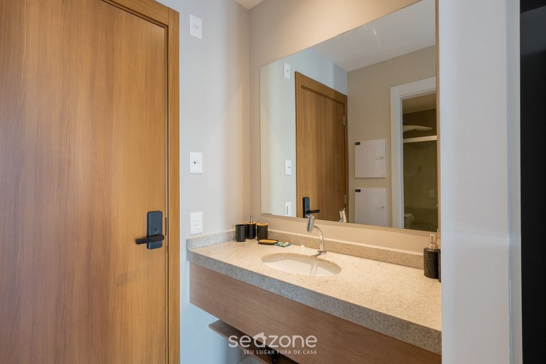 Studio en Cond. con Piscina y Vista Mar LIV0710