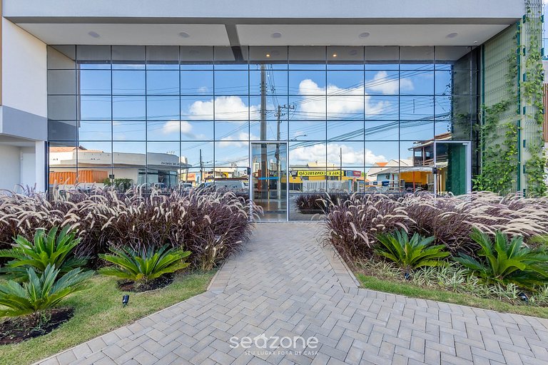 Apto em Cond. c/ Piscina e Vista Mar - BHC1206