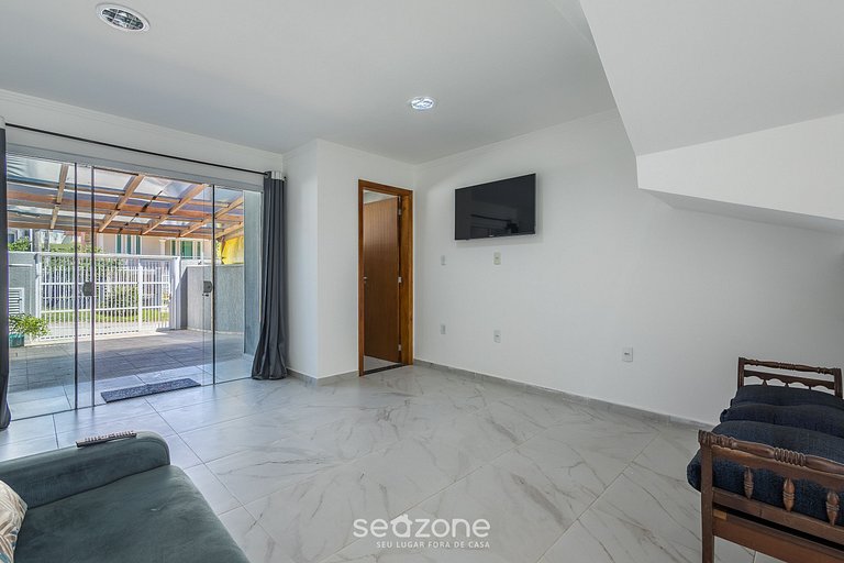 Casa con Parrilla a 300 m de la Playa FJZ0003