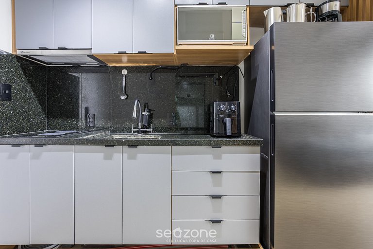 Studio moderno c/ balcón a 850 m del Metro MSZ0504