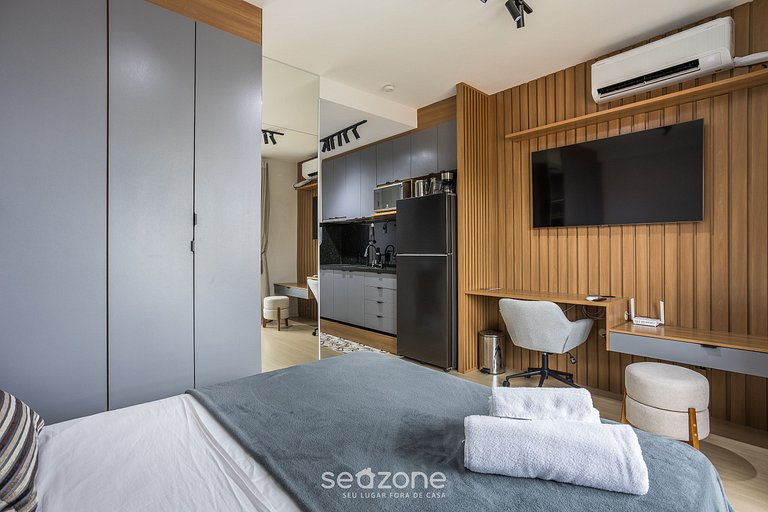 Studio moderno c/ varanda a 850m do Metrô MSZ0504