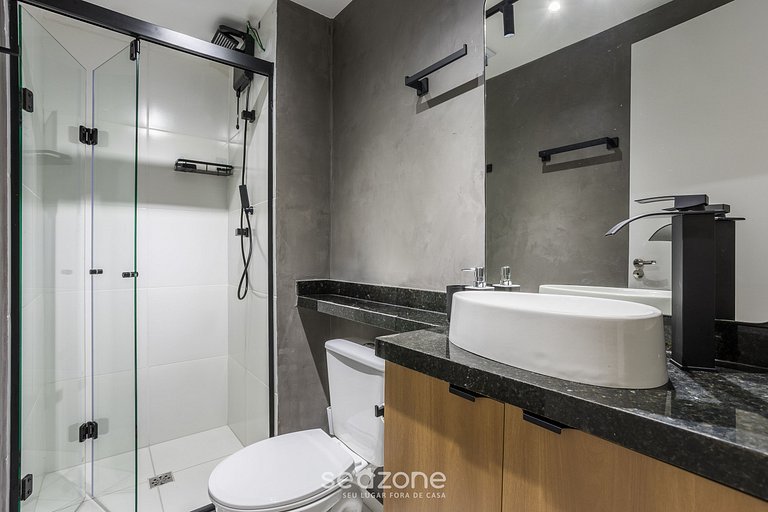 Studio moderno c/ varanda a 850m do Metrô MSZ0504