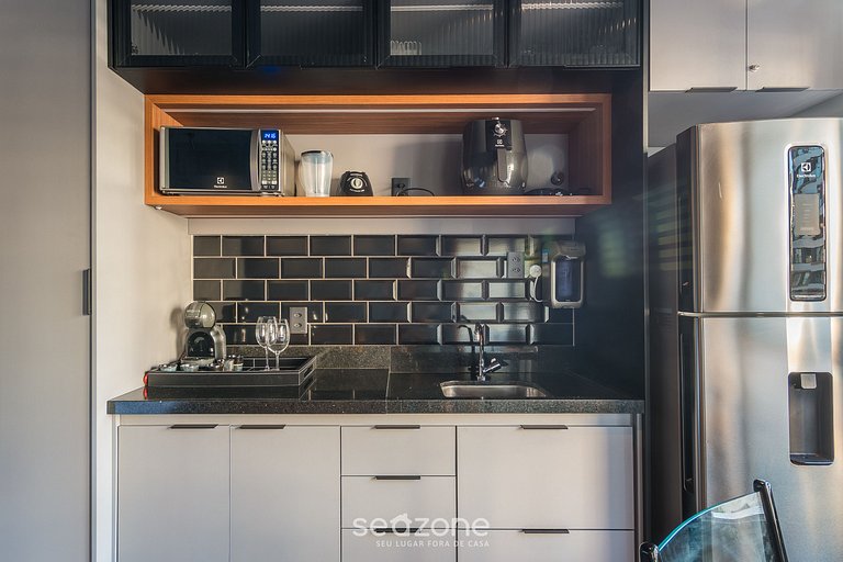 Studio em Cond. c/ Piscina na Barra EUB0906