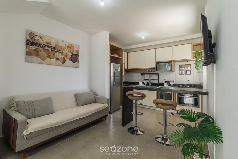 Apto em Cond. c/ Piscina e Churrasq. TMR0104