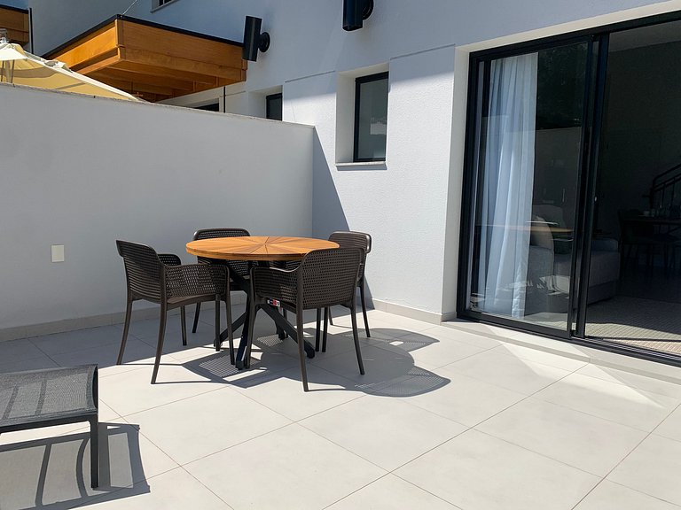 Apt en Cond. con Piscina 230 m de la Playa RTY0107