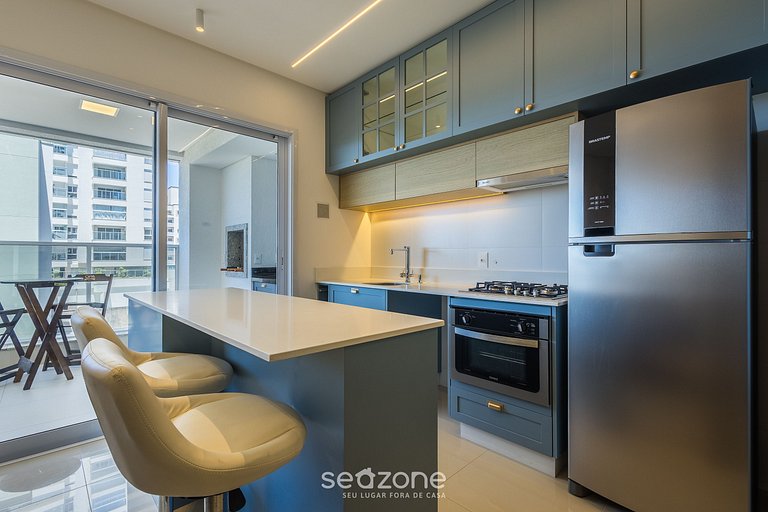 Apto c/ churrasq. e vista a 100m da Praia LTT0401