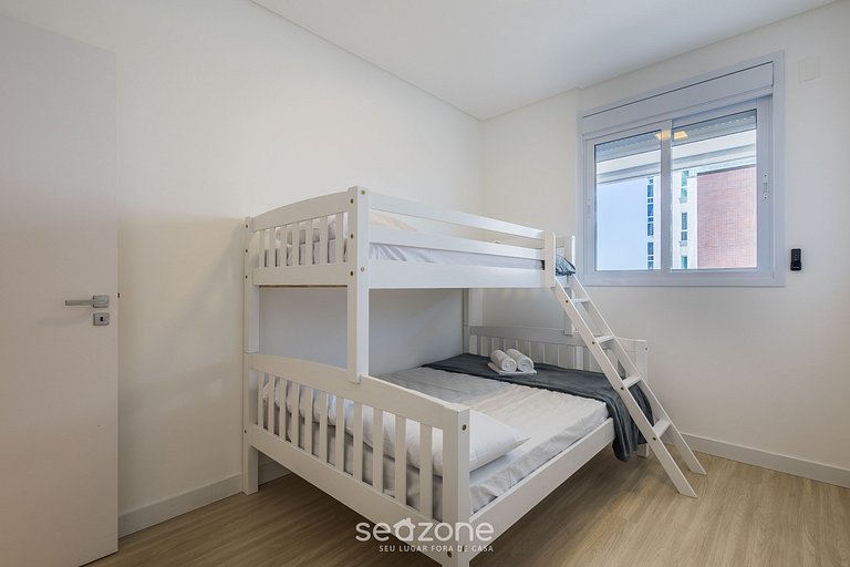 Apto con parrilla y vista a 100 m de Playa LTT0401