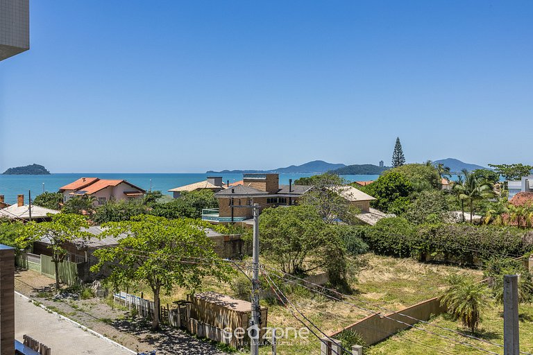 Apto c/ churrasq. e vista a 100m da Praia LTT0401