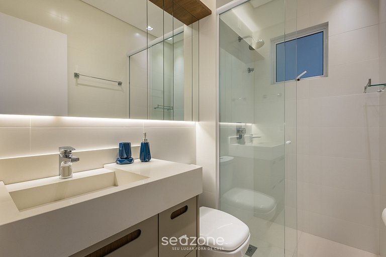 Apto con parrilla y vista a 100 m de Playa LTT0401