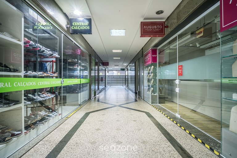 Estúdio Completo a 290m do Mercado Público EFA0304