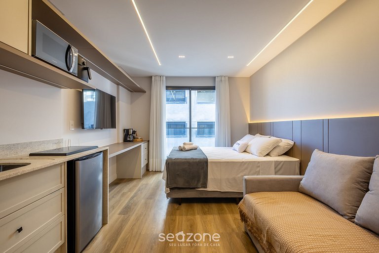 Studio con Balcón y Piscina en Cond. - PSO0806