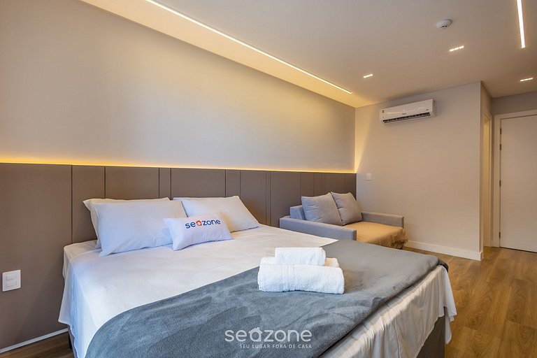 Studio c/ varanda e vista a 50m da Praia PSO0806