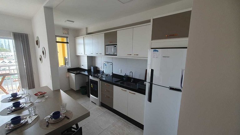 Apto c/ churrasqueira e vista lateral mar VAC1604