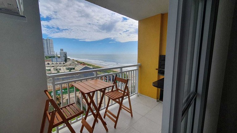 Apto c/ churrasqueira e vista lateral mar VAC1604