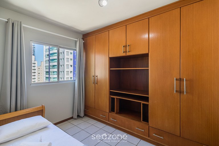 Apto no Centro de BC a 350m da Praia PAE1002