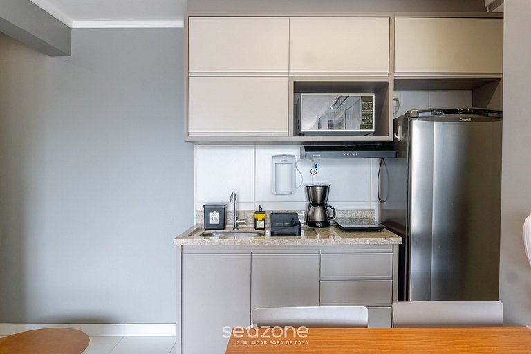 Apto em Cond. c/ Piscina no Jardim Goiás MBCB0801