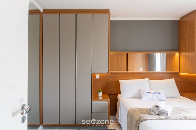 Apto em Cond. c/ Piscina no Jardim Goiás MBCB0801