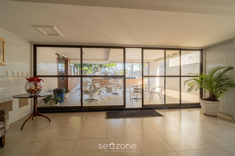 Apto en edificio frente al mar con piscina HSS0008