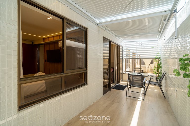 Apto em prédio à beira-mar c/ Piscina HSS0008