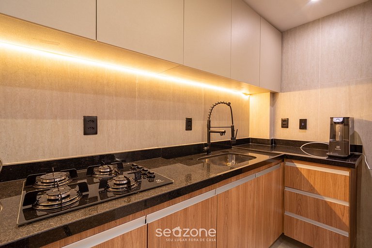 Apto em prédio à beira-mar c/ Piscina HSS0008