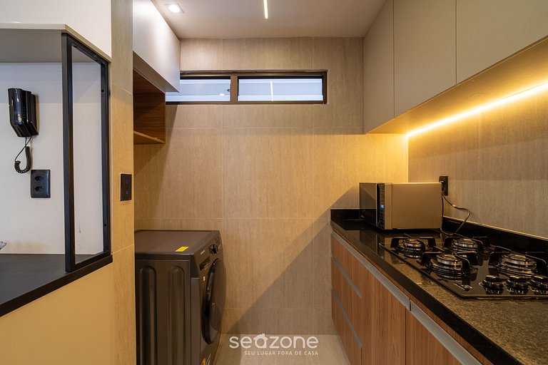 Apto em prédio à beira-mar c/ Piscina HSS0008