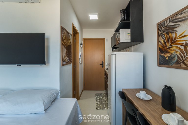 Studio completo em Salvador, 160m da Praia SAA0520