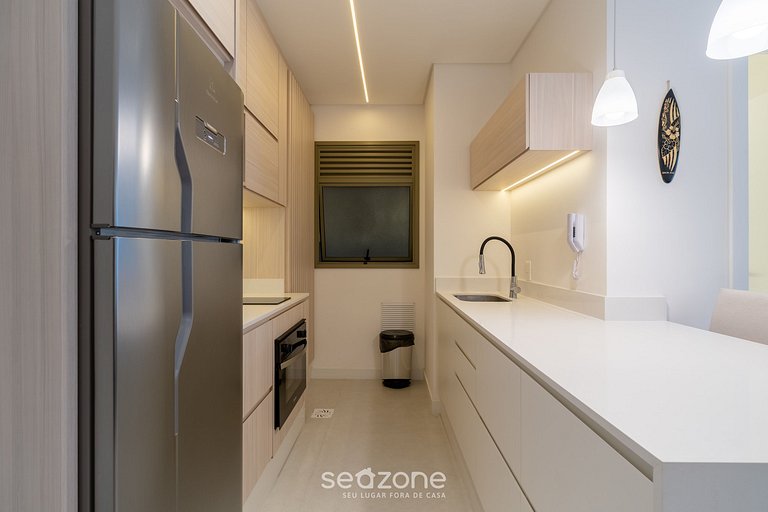 Apto em Cond. com Academia no Jurerê VOX0210