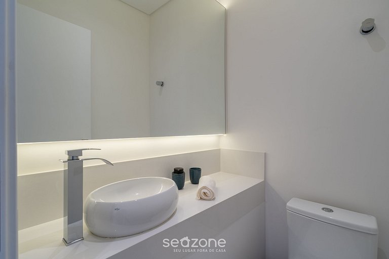 Apto em Cond. com Academia no Jurerê VOX0210