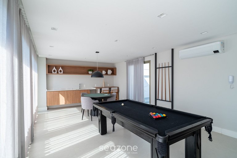 Apto em Cond. com Academia no Jurerê VOX0210