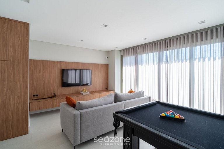 Apto em Cond. com Academia no Jurerê VOX0210